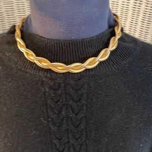 Gold tone necklace/choker